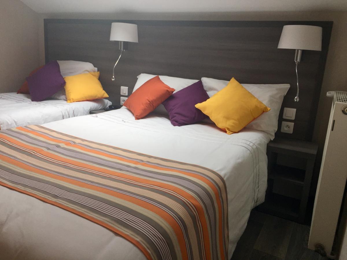 Hotel De L'Avenue Tarbes Bagian luar foto