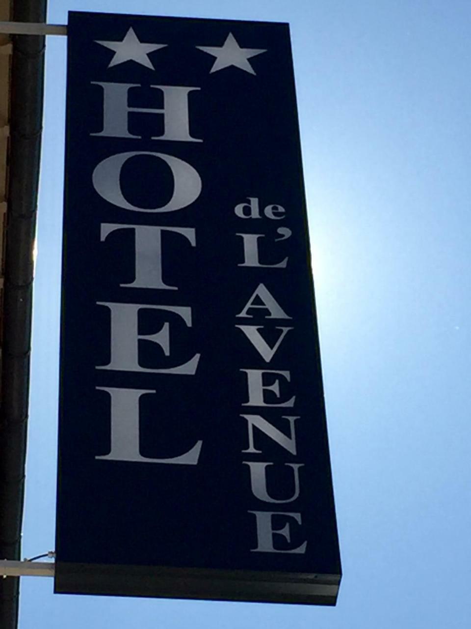 Hotel De L'Avenue Tarbes Bagian luar foto